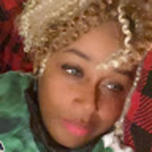 Meet your Posher, Equanna